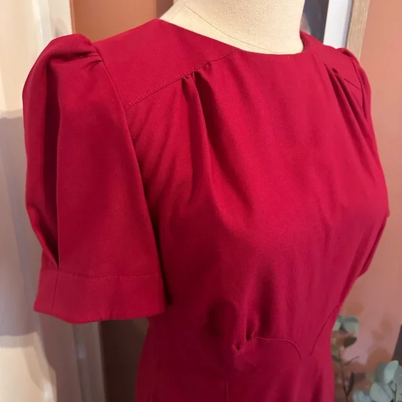 ASOS cranberry fitted puff sleeves back zipper back slit 8 midi pleats dress - Picture 3 of 14